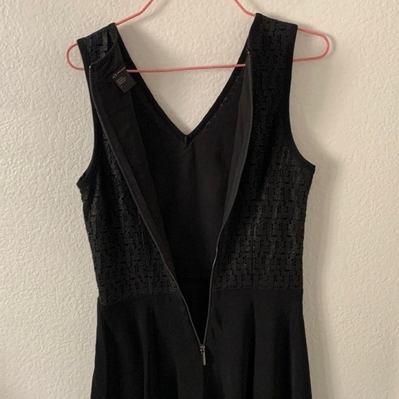 Armani Exchange V Neck Midi Dress - Picture 9 of 13